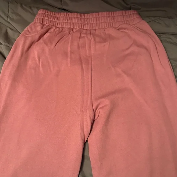 Buffbunny Threads Crossover Sweatpants - Picture 3 of 3